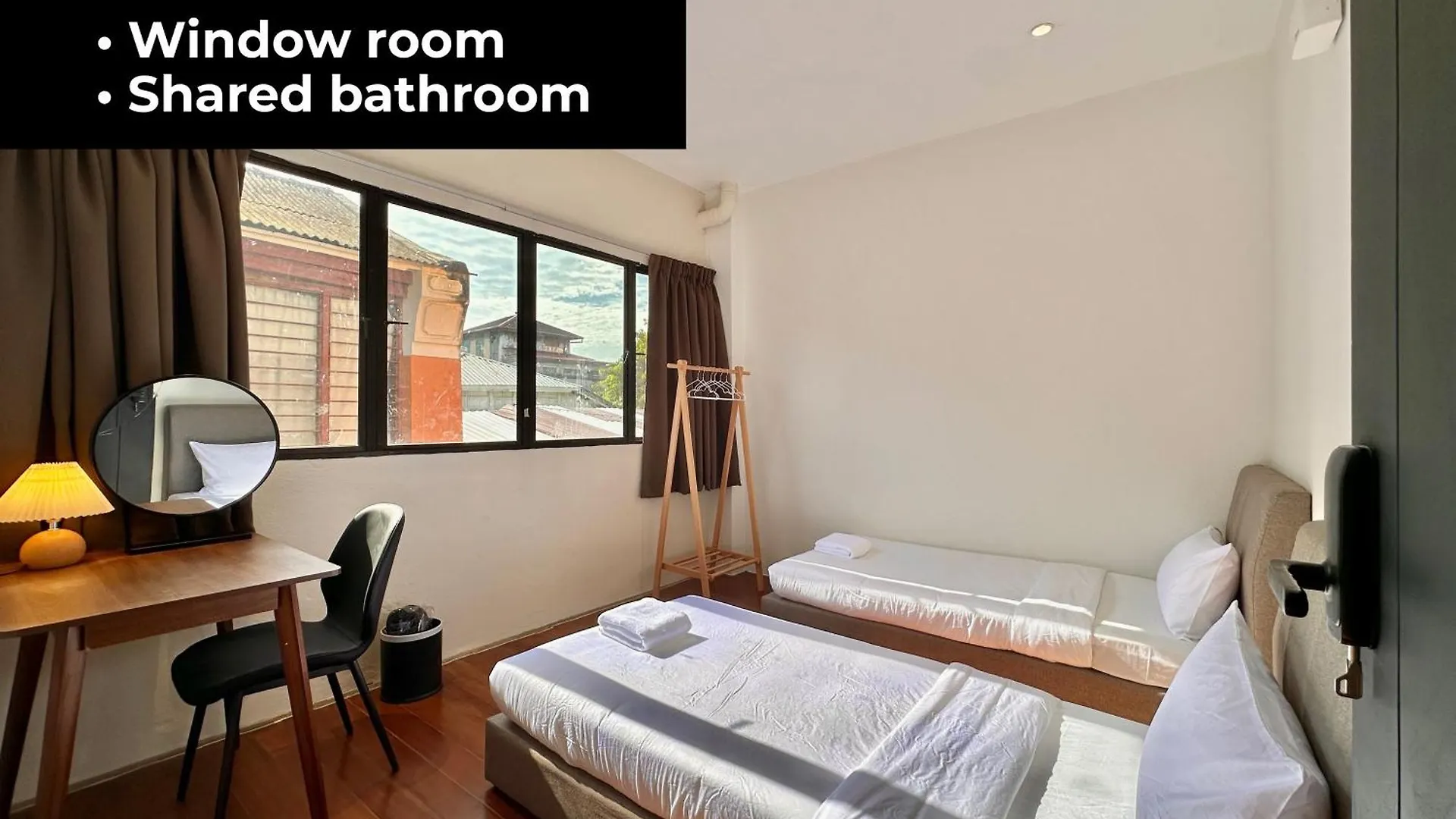 Li'S Inn George Town 0*,