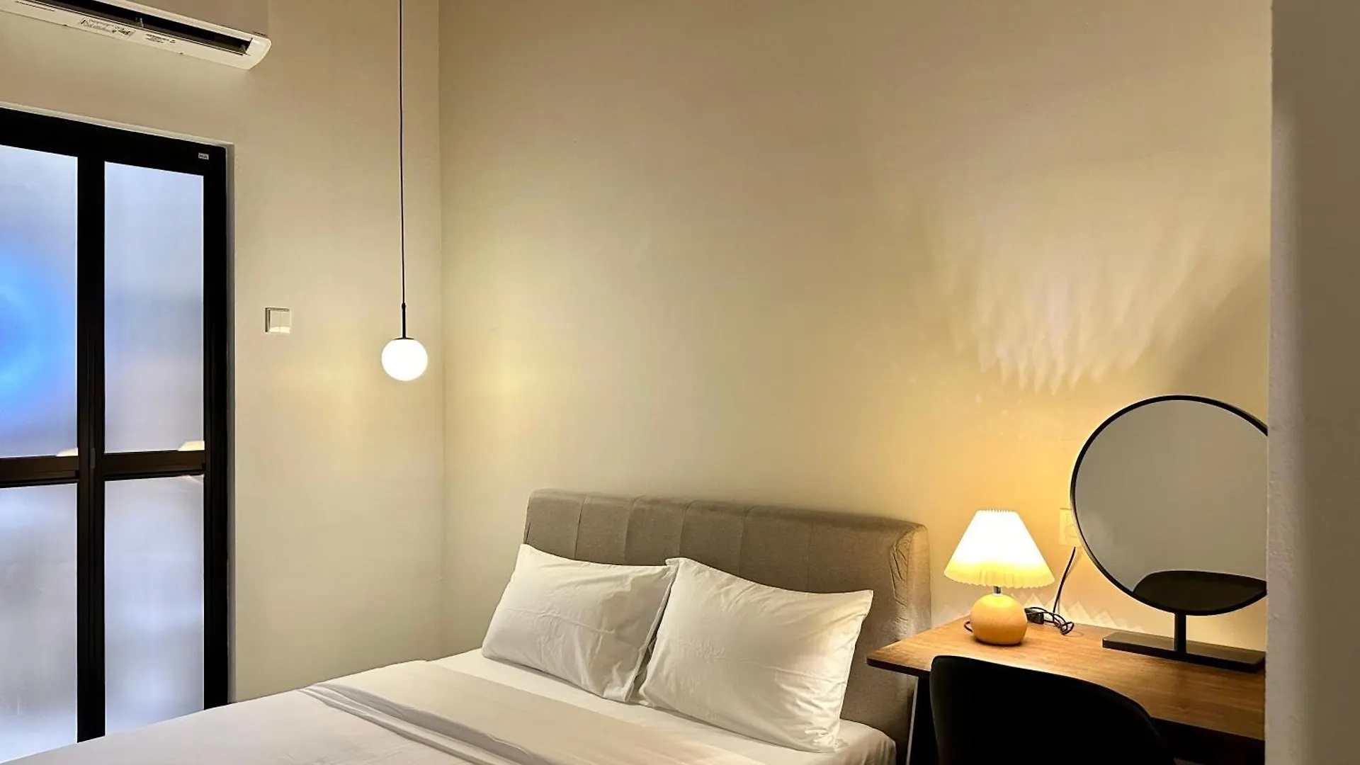 Li'S Inn George Town
